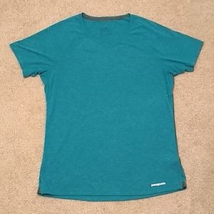 Patagonia Large Soft Dry Fit Excercise T Shirt